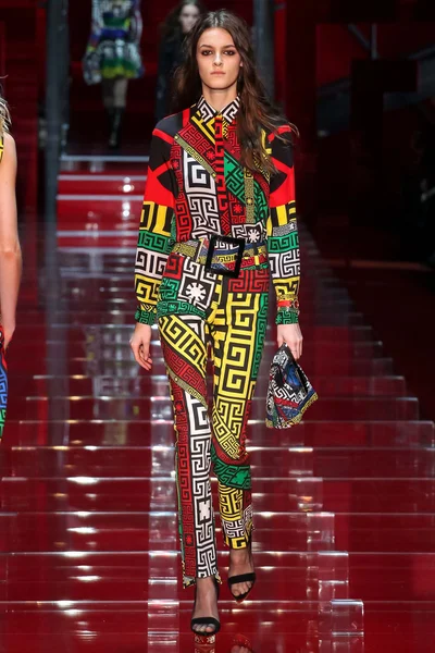 Look 22
